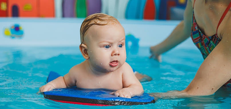 When Should Babies Start Swimming Lessons? A Parent’s Guide to Early Water Confidence